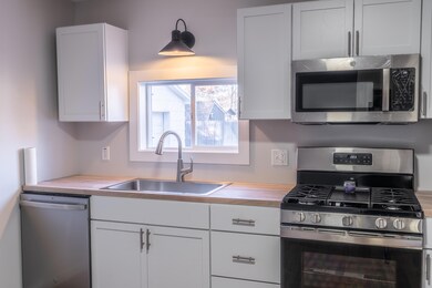 1521 Riblet St, Muskegon, MI 49445 - photo 7