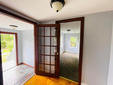 168 Mammoth Rd, Londonderry, NH 03053 - photo 7