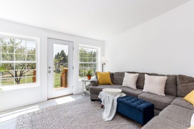 19205 Shoshone Rd, Bend, OR 97702 - photo 7