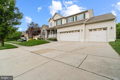 10009 Fall Rain Dr, Laurel, MD 20723 - photo 3