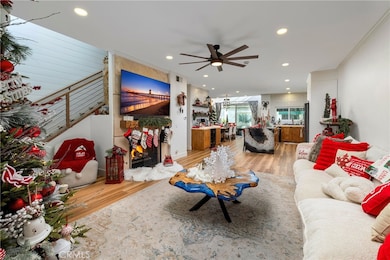 7401 Seabluff Dr unit 102, Huntington Beach, CA 92648 - photo 5