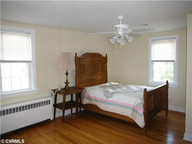 Master Bedroom - Master Bedroom W/Closet & Ceiling