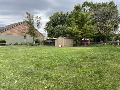 Fenced Rear Yard