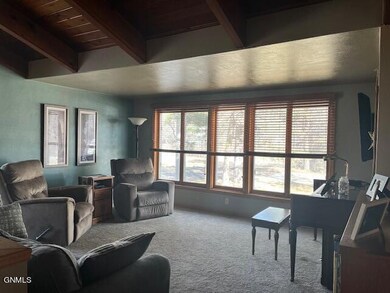 1401 1st Ave N, Jamestown, ND 58401 - photo 2