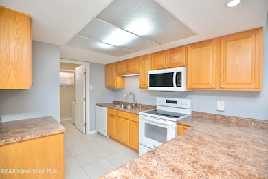 2135 N Courtenay Pkwy unit 104, Merritt Island, FL 32953 - photo 3
