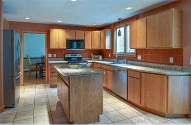 37 Indian Hill Rd, Medfield, MA 02052 - photo 5