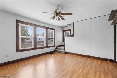 276 Malacca St, Akron, OH 44305 - photo 6