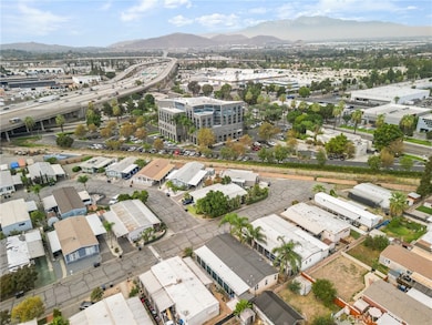 138 Sir Damas Dr, Riverside, CA 92507 - photo 7