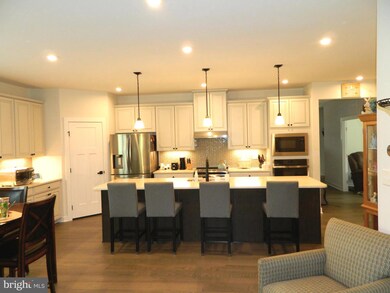 242 Amesbury Blvd, Woolwich Township, NJ 08085 - photo 5