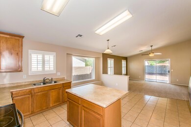06 Kitchen