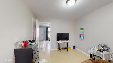 628-Christie-St-11142025_171518