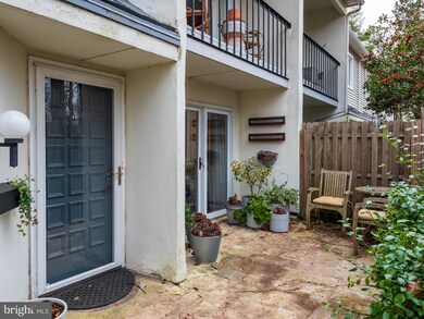 165 E Kenilworth Cir unit 165, Newtown Square, PA 19073 - photo 6