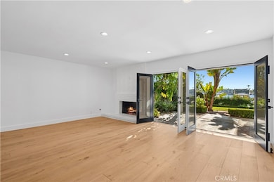 2572 Bayshore Dr, Newport Beach, CA 92663 - photo 6