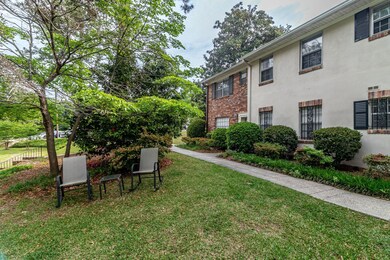 3-web-or-mls-2846 WALTON WAY #19 (c)-6381