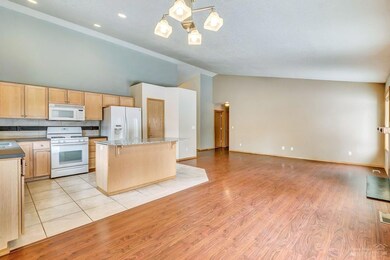 20598 Conifer Ave, Bend, OR 97702 - photo 7