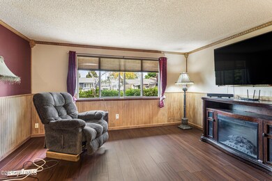 230 Blossom Dr_07