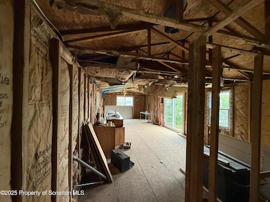 1002 Ridge St unit L 38, Olyphant, PA 18447 - photo 7