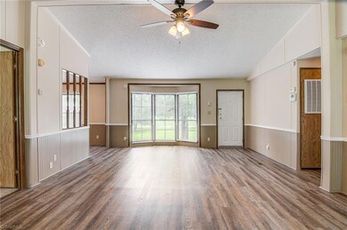 6216 Davis Mill Rd, Randleman, NC 27317 - photo 7