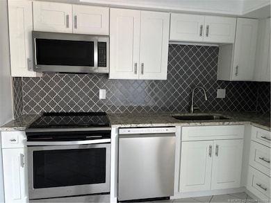 2041 NE Collins Cir unit 510, Jensen Beach, FL 34957 - photo 2