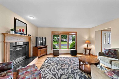 2766 Sunflower Dr, Fitchburg, WI 53711 - photo 4