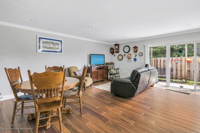 2 Alameda Ct, Eatontown, NJ 07724 - photo 4