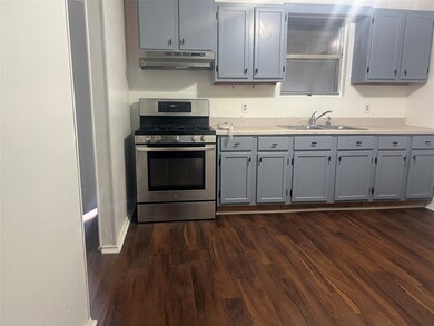 9117 Willow St, Houston, TX 77088 - photo 7