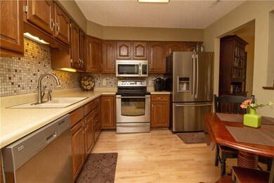 1174 49th St unit 3, West Des Moines, IA 50266 - photo 7
