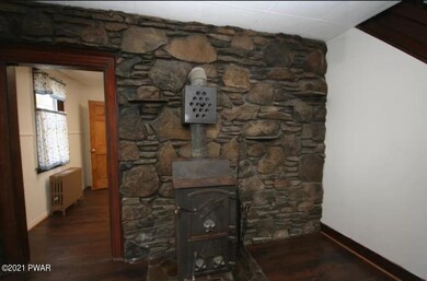 1053 Euclid Ave, Scranton, PA 18504 - photo 4