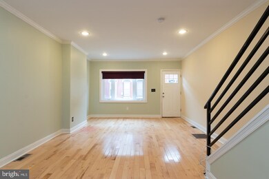 2043 Mountain St, Philadelphia, PA 19145 - photo 6