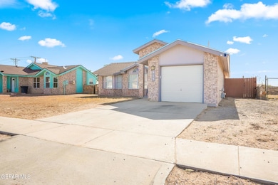 613 Orchid Dr, Horizon City, TX 79928 - photo 3