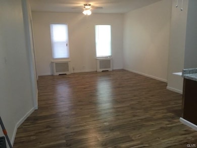 432 N Railroad St, Allentown, PA 18102 - photo 5