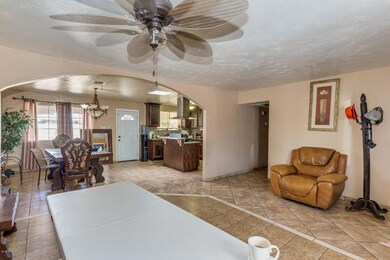 3101 N 45th Dr, Phoenix, AZ 85031 - photo 6