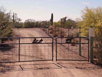 Front Gate Says Bring Your Horses!