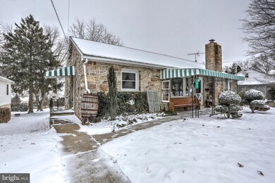 194 Hillcrest Rd, New Holland, PA 17557 - photo 2