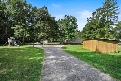 9421 Oak Bend Ct, Cleveland, TX 77328 - photo 3