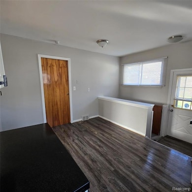 11539 Hanford Dr, Warren, MI 48093 - photo 6