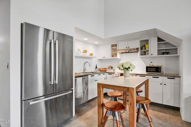 701WTrinityAve-15