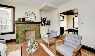 Living Room (4)