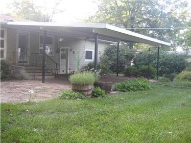 Covered patio is great for entertaining.