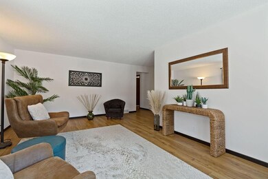 15299 Highland Trail, Minnetonka, MN 55345 - photo 6