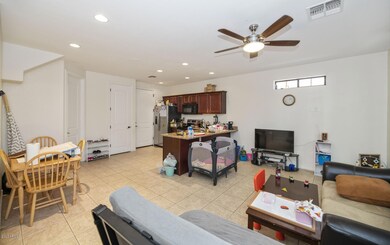 1950 N Center St-large-006-010-1950 N Ce