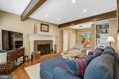 3517 Mount Burnside Way, Woodbridge, VA 22192 - photo 6