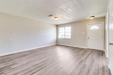 1723 S Center St, Denison, TX 75021 - photo 6