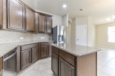 393 Henry St, Alvin, TX 77511 - photo 6