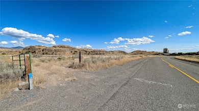 158 Riverside Cutoff Rd, Riverside, WA 98849 - photo 2