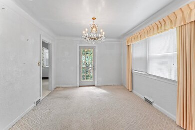 1018 Lafayette St, Flint, MI 48503 - photo 7