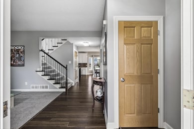 1895 Omega Dr, Shakopee, MN 55379 - photo 3