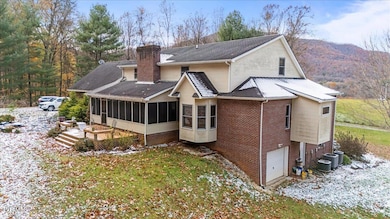 203 Peoples Farm Rd, Johnson City, TN 37601 - photo 4