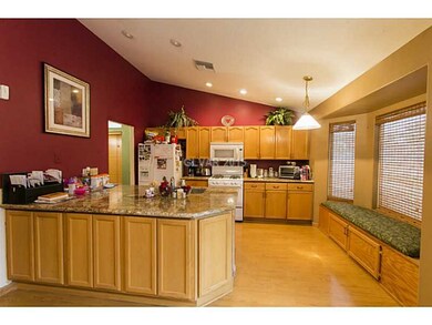Kitchen. BAY WINDOW WITH BUILT-IN WINDOW SEAT