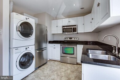 1802 Westwind Way, McLean, VA 22102 - photo 4